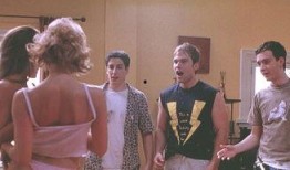 美国派2在线观看完整,重聚校园在线观影全攻略